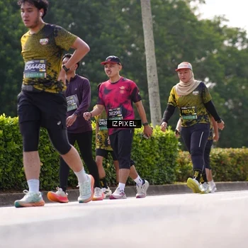 Runner Photo 6610288