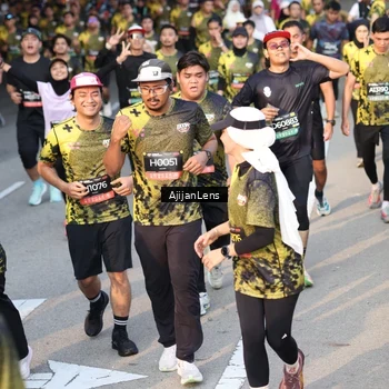 Runner Photo 6610308