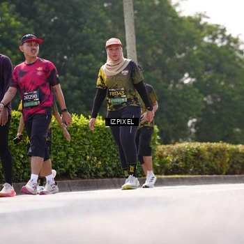 Runner Photo 6610314