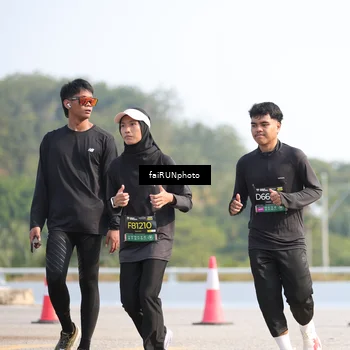 Runner Photo 6610346