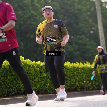 Runner Photo 6610358