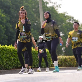 Runner Photo 6610431