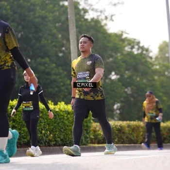 Runner Photo 6610439