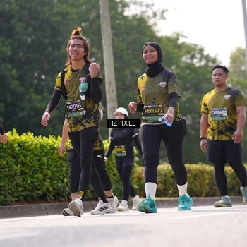 Runner Photo 6610442