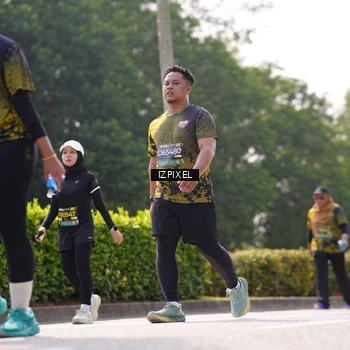 Runner Photo 6610447