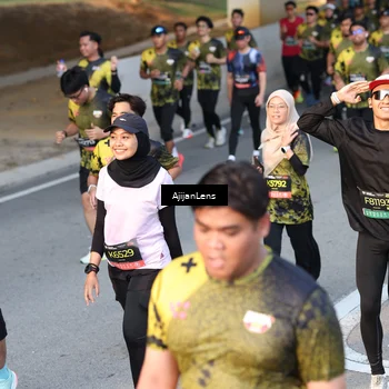 Runner Photo 6610453