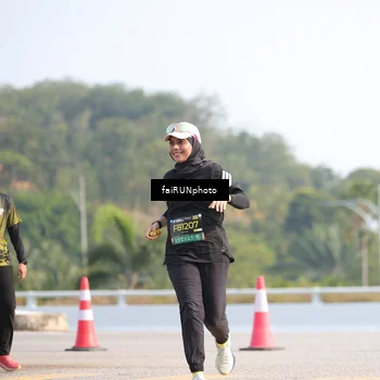 Runner Photo 6610458