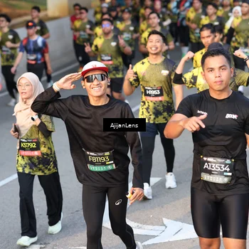 Runner Photo 6610475