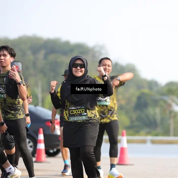 Runner Photo 6610479