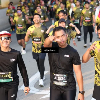 Runner Photo 6610494