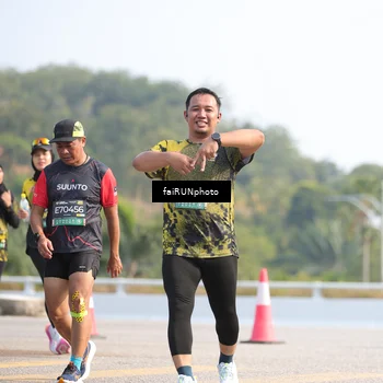 Runner Photo 6610496