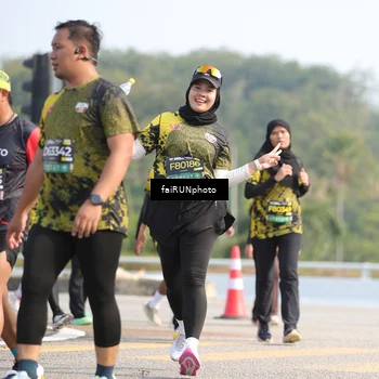 Runner Photo 6610518