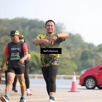 Runner Photo 6610520