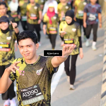Runner Photo 6610524