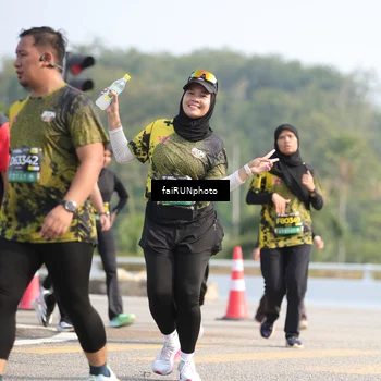 Runner Photo 6610534