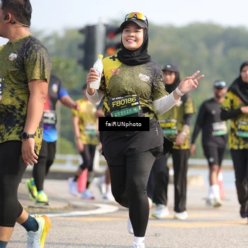 Runner Photo 6610587