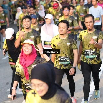 Runner Photo 6610597
