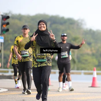 Runner Photo 6610615