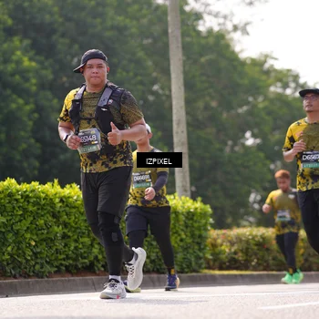 Runner Photo 6610625