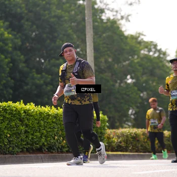 Runner Photo 6610626