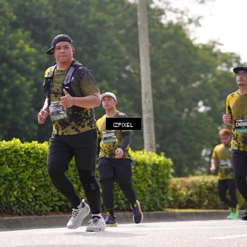 Runner Photo 6610632