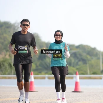 Runner Photo 6610643