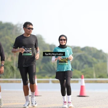 Runner Photo 6610651