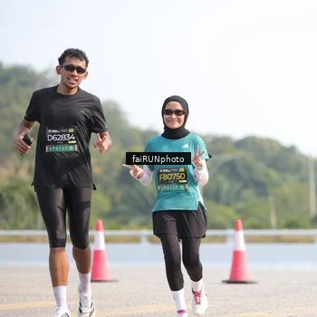 Runner Photo 6610652