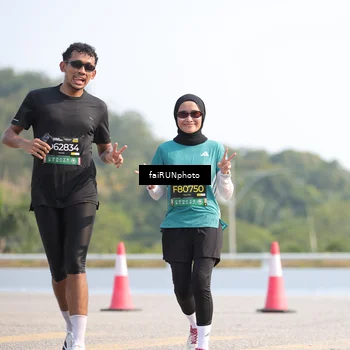 Runner Photo 6610676