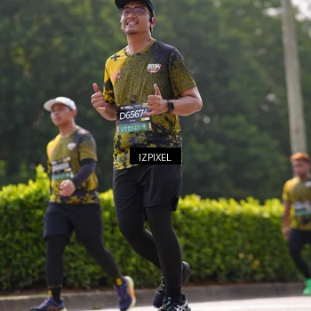 Runner Photo 6610678