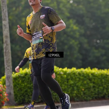 Runner Photo 6610690