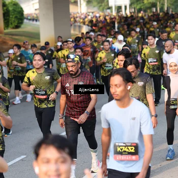 Runner Photo 6610725