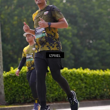Runner Photo 6610731