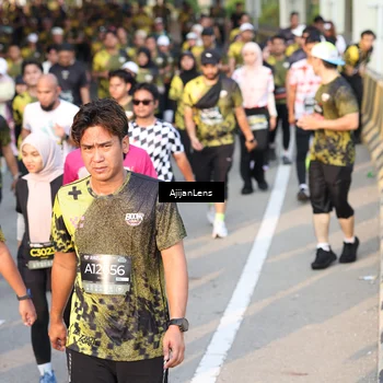 Runner Photo 6610758