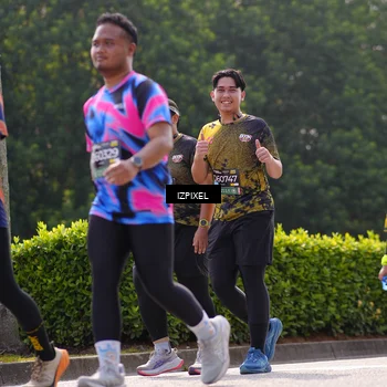 Runner Photo 6610764