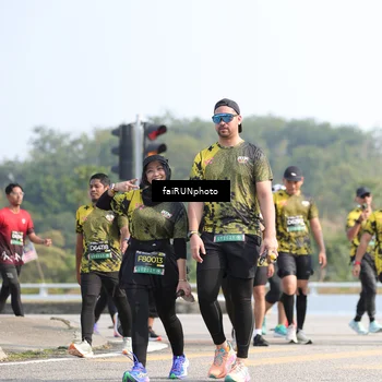 Runner Photo 6610773