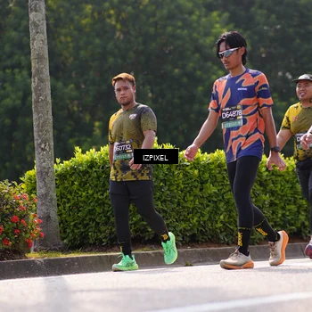 Runner Photo 6610784