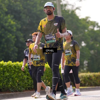 Runner Photo 6610815