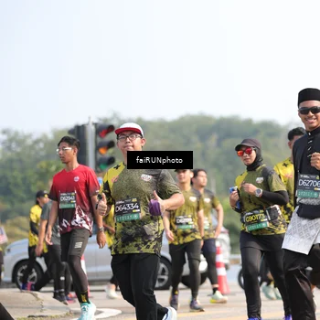 Runner Photo 6610833