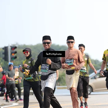 Runner Photo 6610834