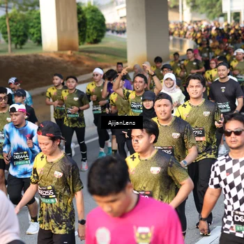 Runner Photo 6610851