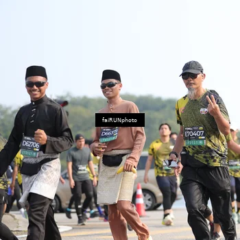 Runner Photo 6610867