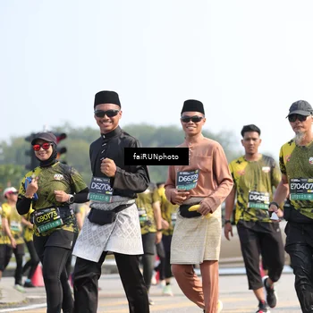 Runner Photo 6610872