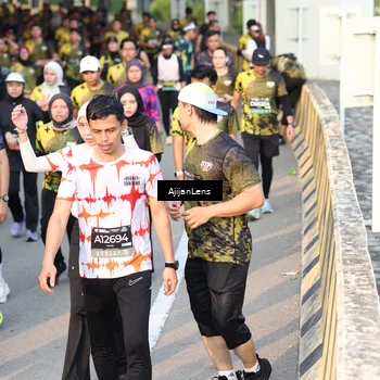 Runner Photo 6610958