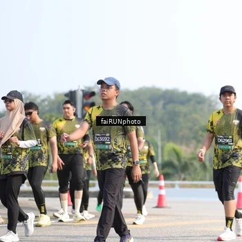 Runner Photo 6611017