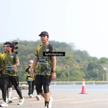 Runner Photo 6611018