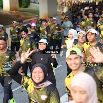 Runner Photo 6611024