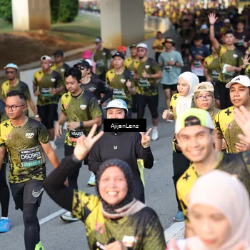 Runner Photo 6611025