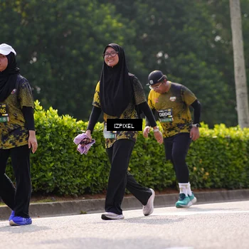 Runner Photo 6611034