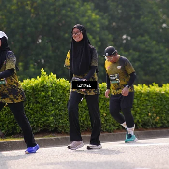 Runner Photo 6611062